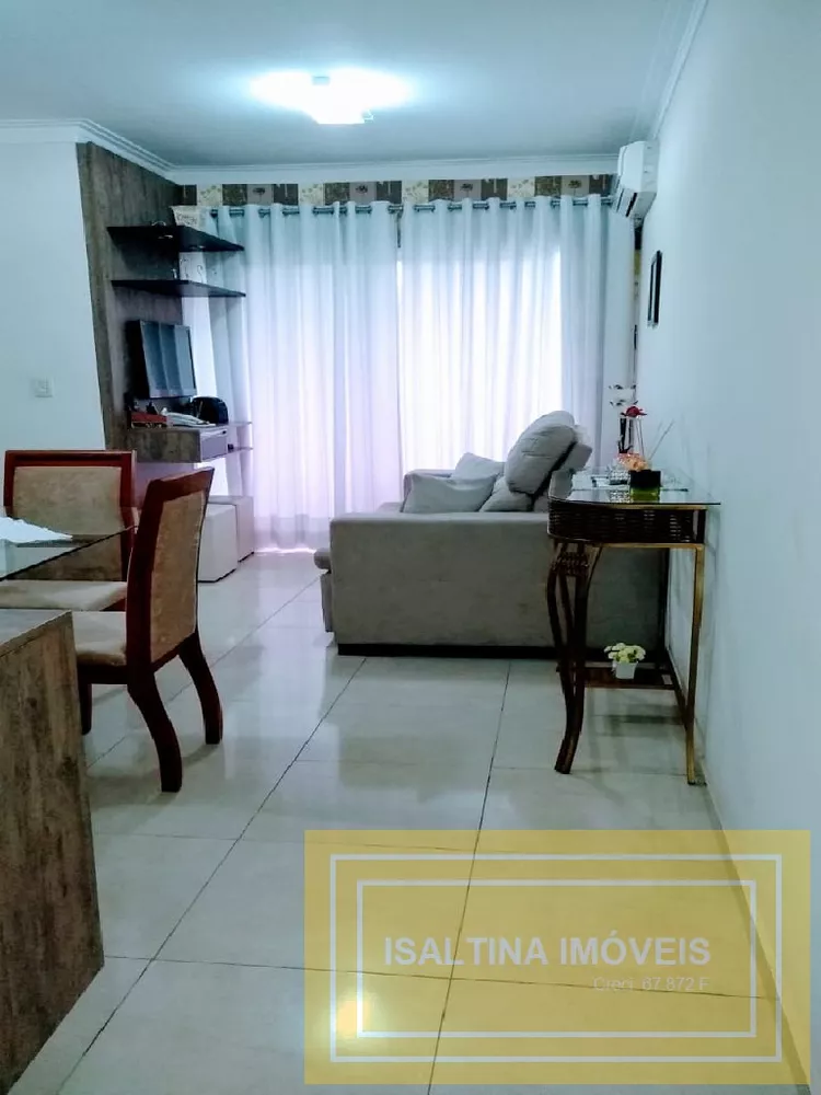 Apartamento à venda com 2 quartos, 84m² - Foto 3