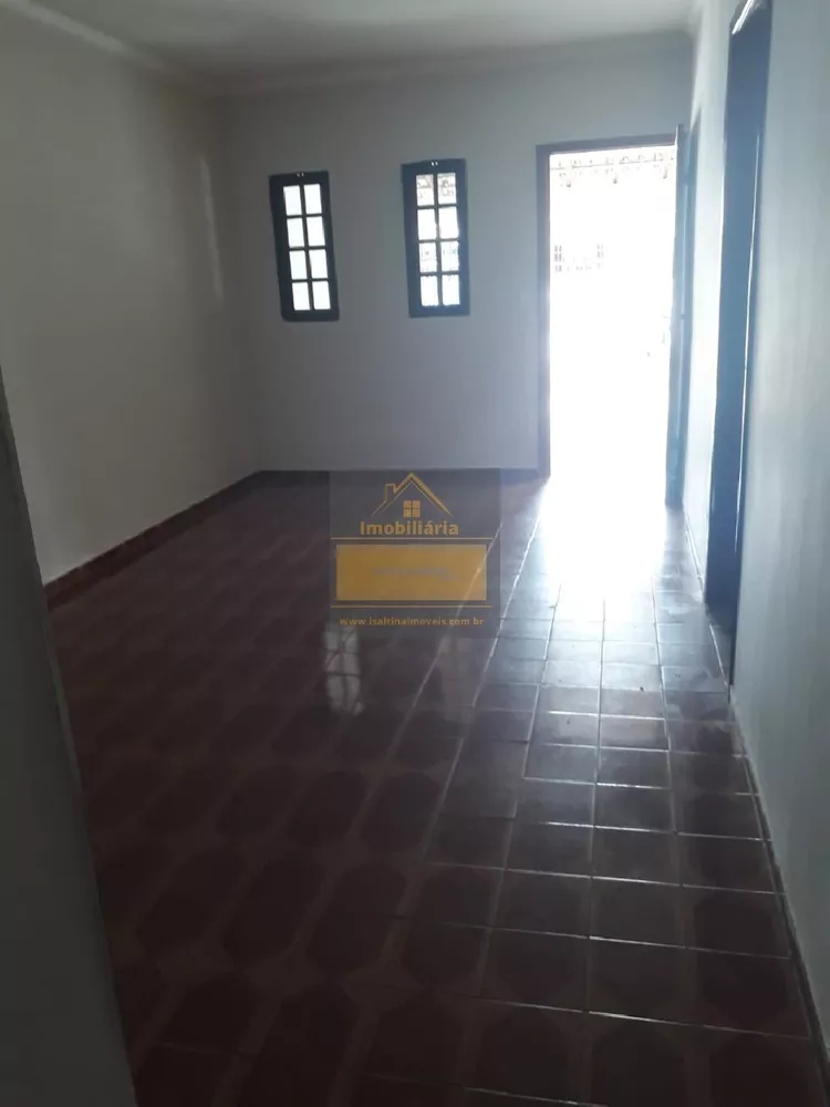 Casa à venda com 3 quartos, 80m² - Foto 3