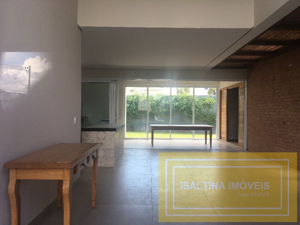 Casa, 3 quartos, 280 m² - Foto 1