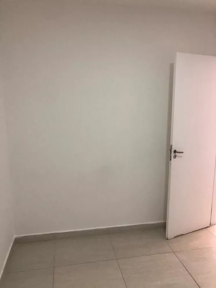 Apartamento à venda com 2 quartos, 78m² - Foto 4