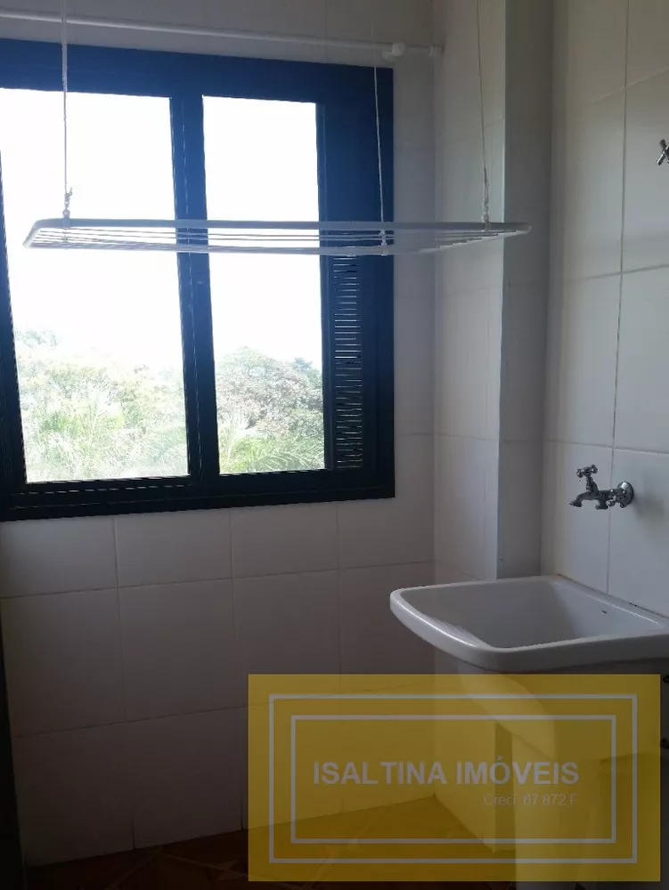 Apartamento à venda com 2 quartos, 72m² - Foto 2