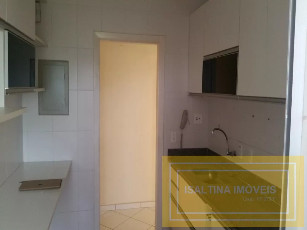 Apartamento à venda com 2 quartos, 72m² - Foto 7