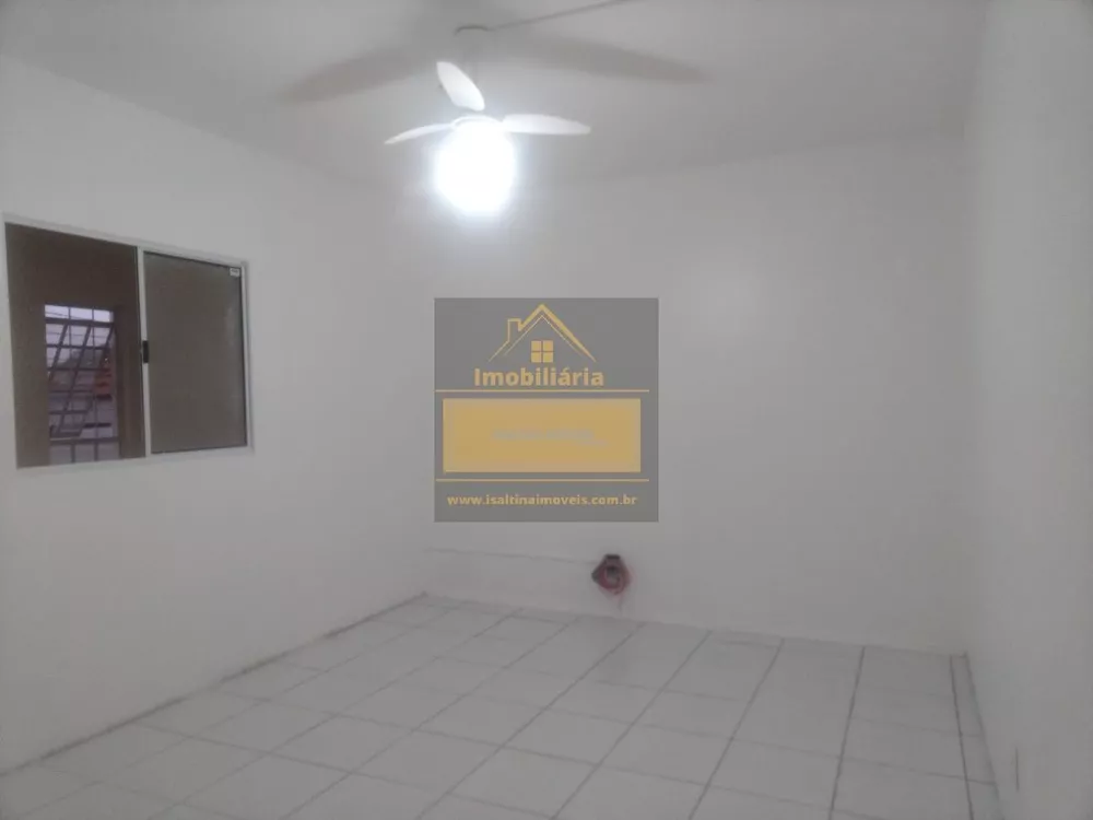 Casa à venda com 4 quartos, 206m² - Foto 4