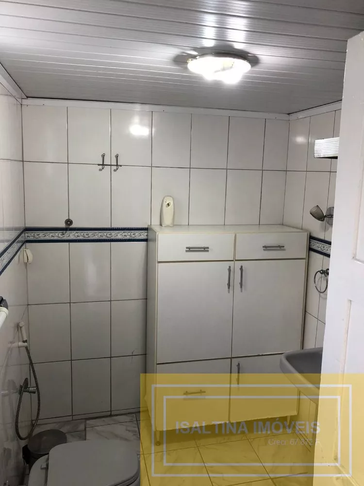 Casa para alugar com 2 quartos, 150m² - Foto 3