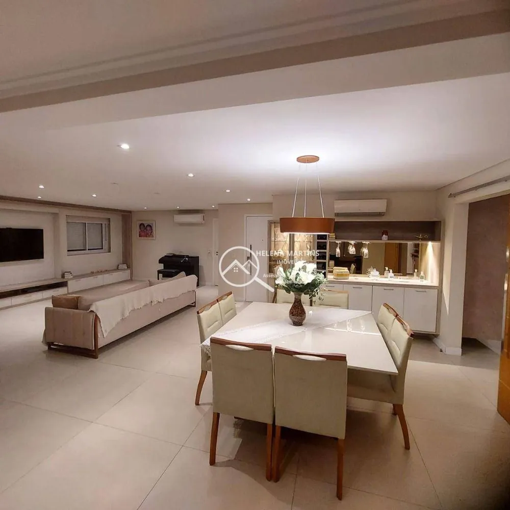 Apartamento, 3 quartos, 216 m² - Foto 1