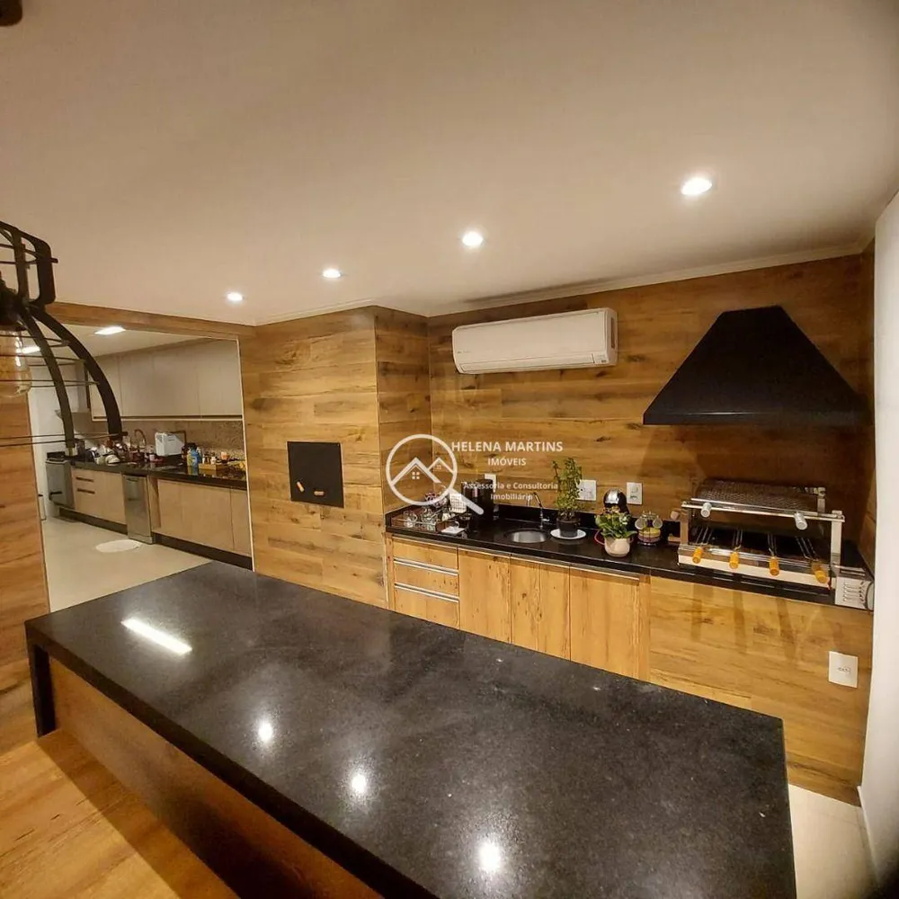 Apartamento, 3 quartos, 216 m² - Foto 2