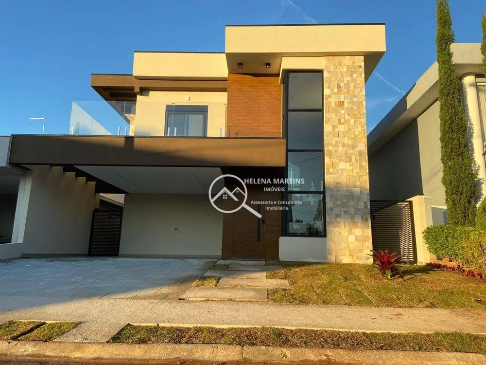 Sobrado, 3 quartos, 222 m² - Foto 1