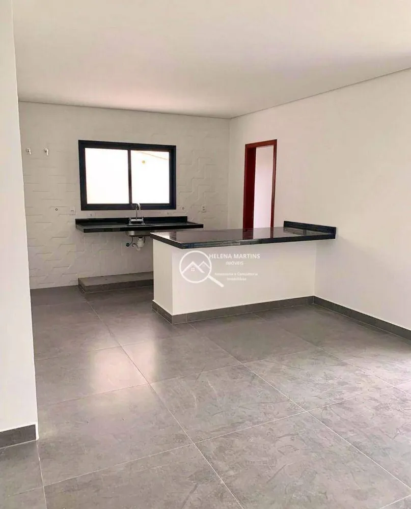 Sobrado, 3 quartos, 180 m² - Foto 2