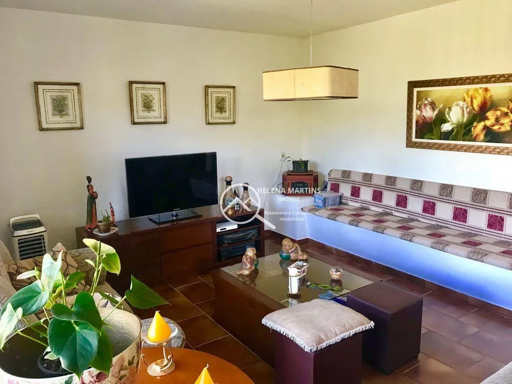 Chácara, 3 quartos, 1264 m² - Foto 1