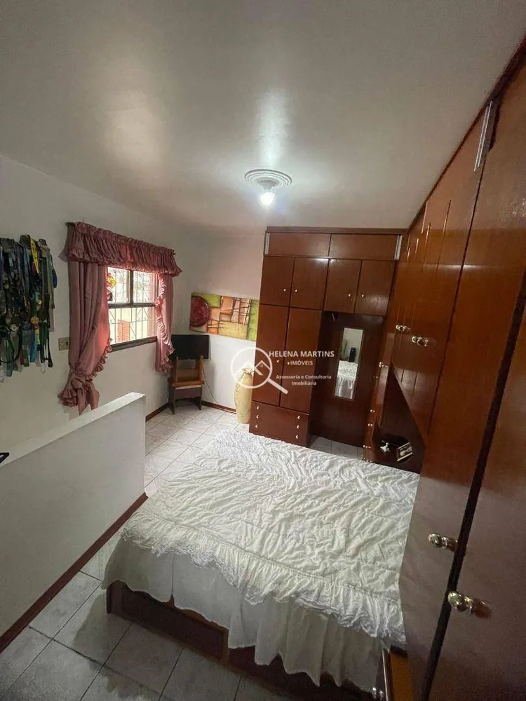 Sobrado, 3 quartos, 229 m² - Foto 2