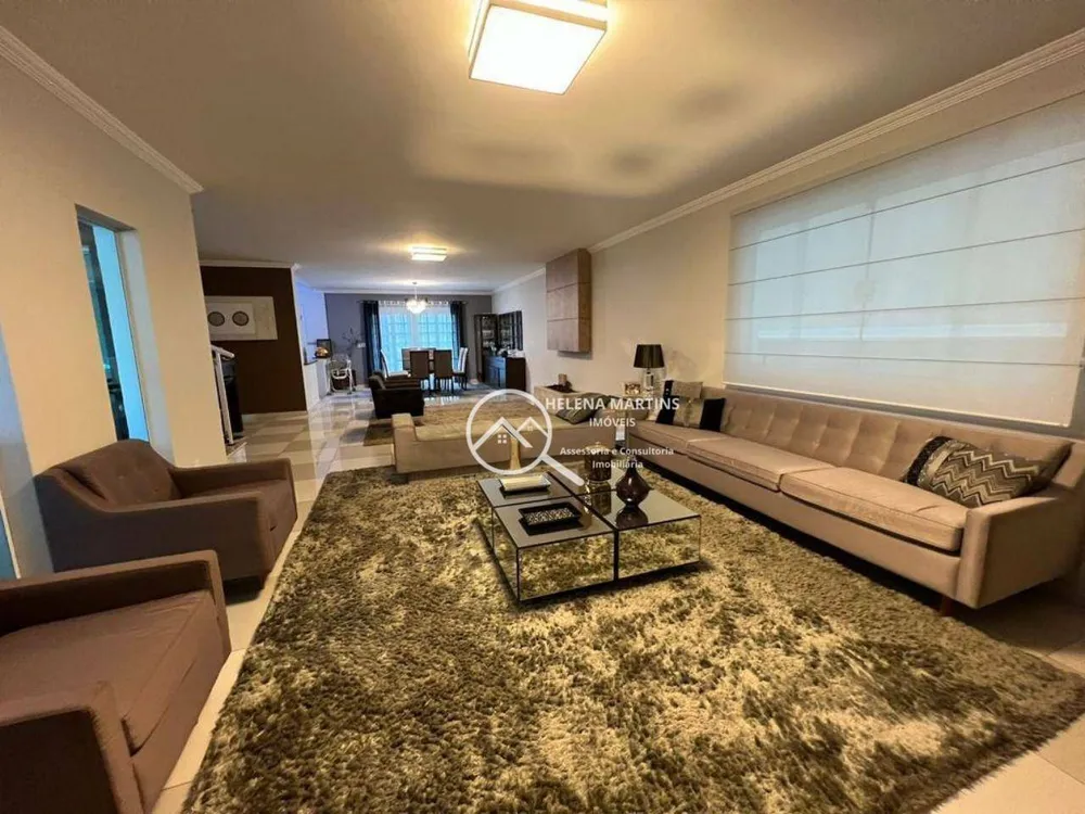 Sobrado, 3 quartos, 281 m² - Foto 2