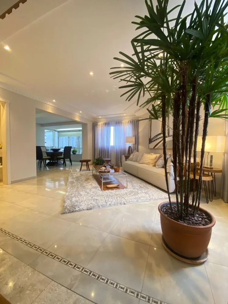 Apartamento, 3 quartos, 198 m² - Foto 2