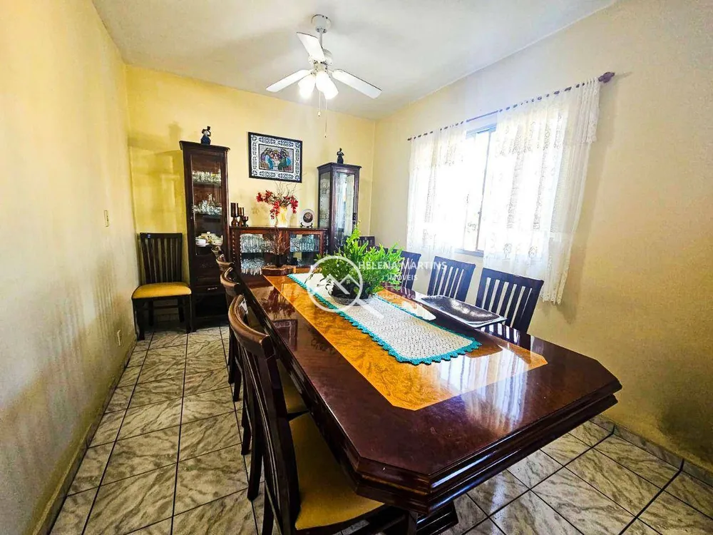 Casa, 3 quartos, 181 m² - Foto 2