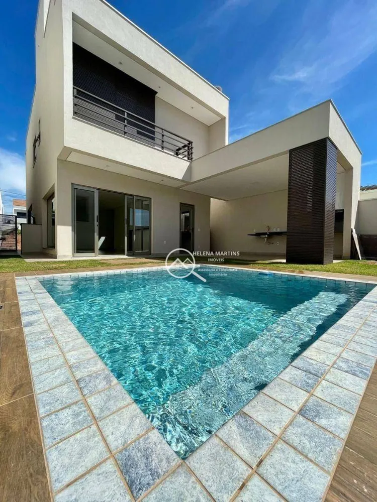 Sobrado, 3 quartos, 197 m² - Foto 1