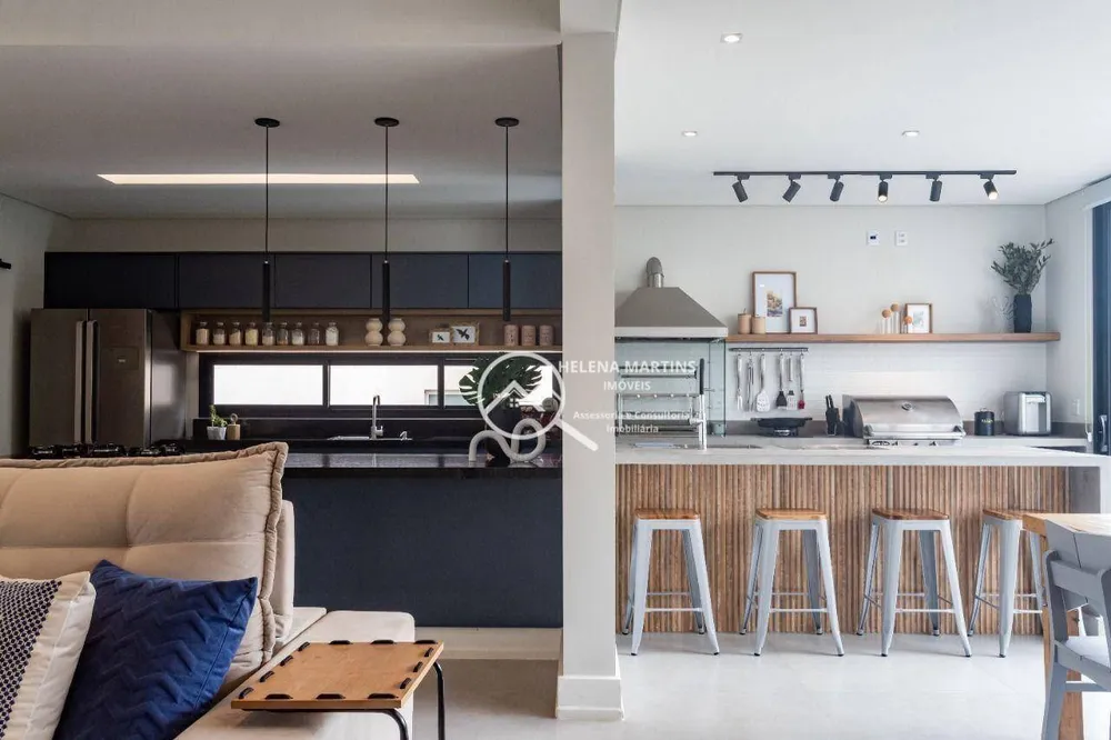 Sobrado, 3 quartos, 215 m² - Foto 2