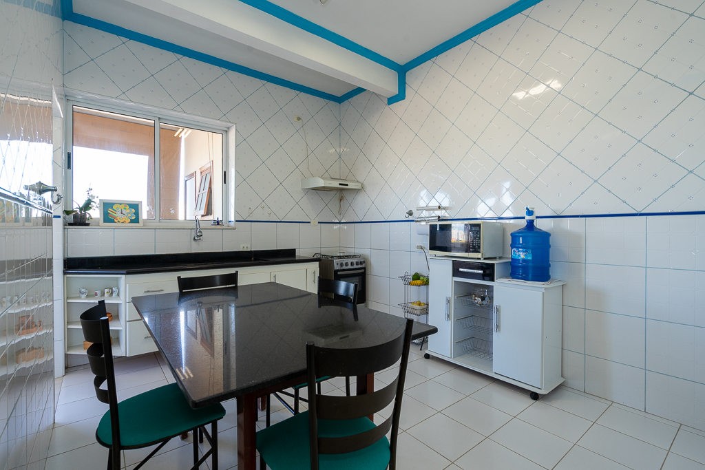 Apartamento, 3 quartos, 145 m² - Foto 1