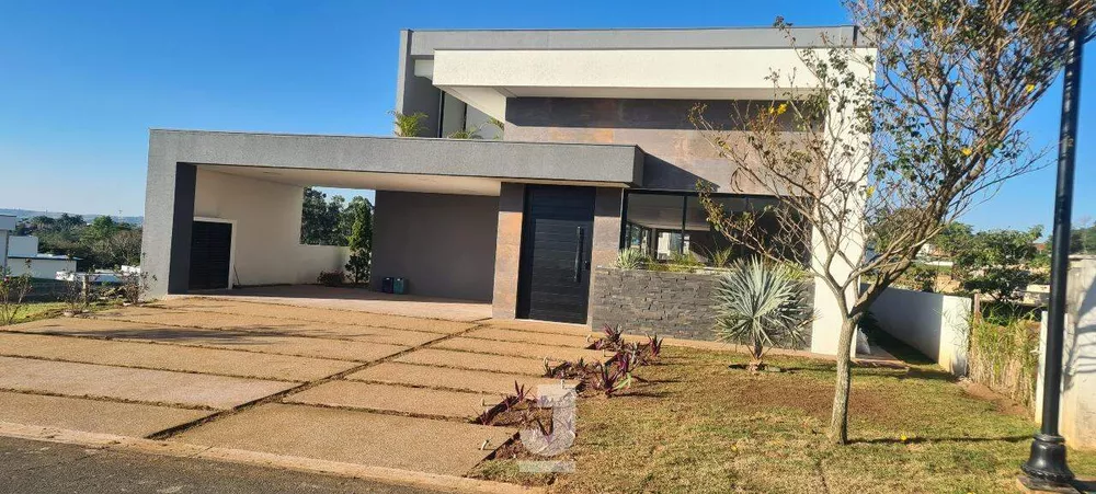 Casa de Condomínio à venda com 3 quartos, 338m² - Foto 1