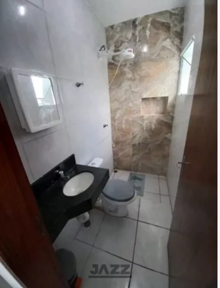 Casa à venda com 2 quartos, 50m² - Foto 2