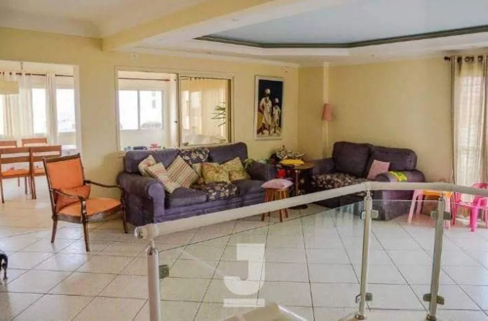 Apartamento à venda com 3 quartos, 274m² - Foto 1