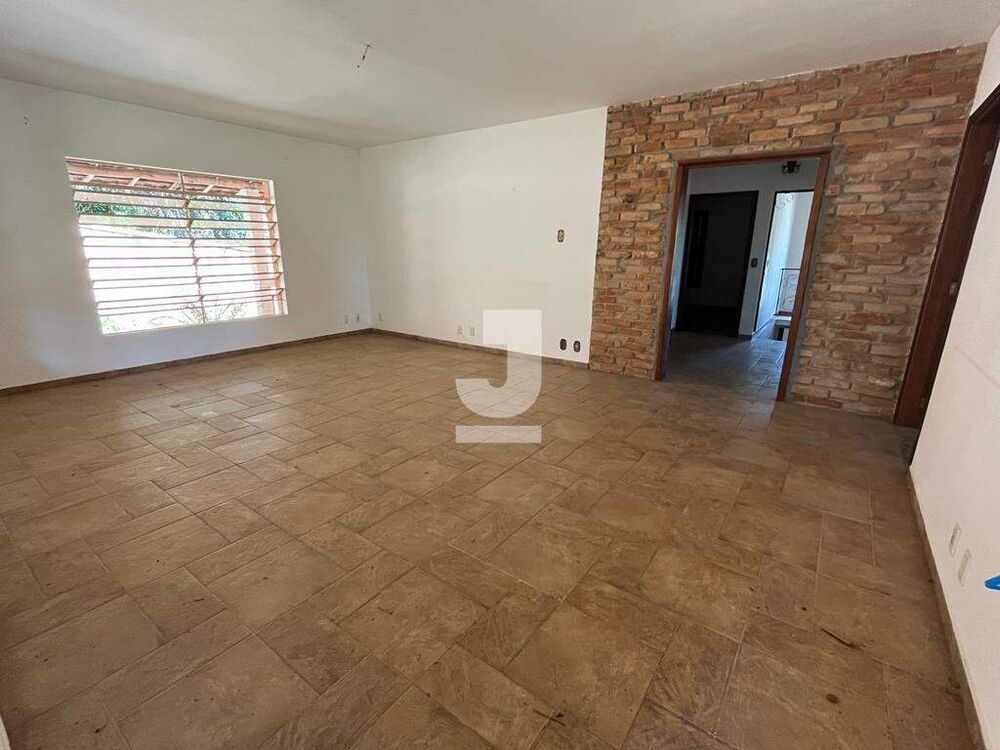Chácara à venda com 3 quartos, 300m² - Foto 4