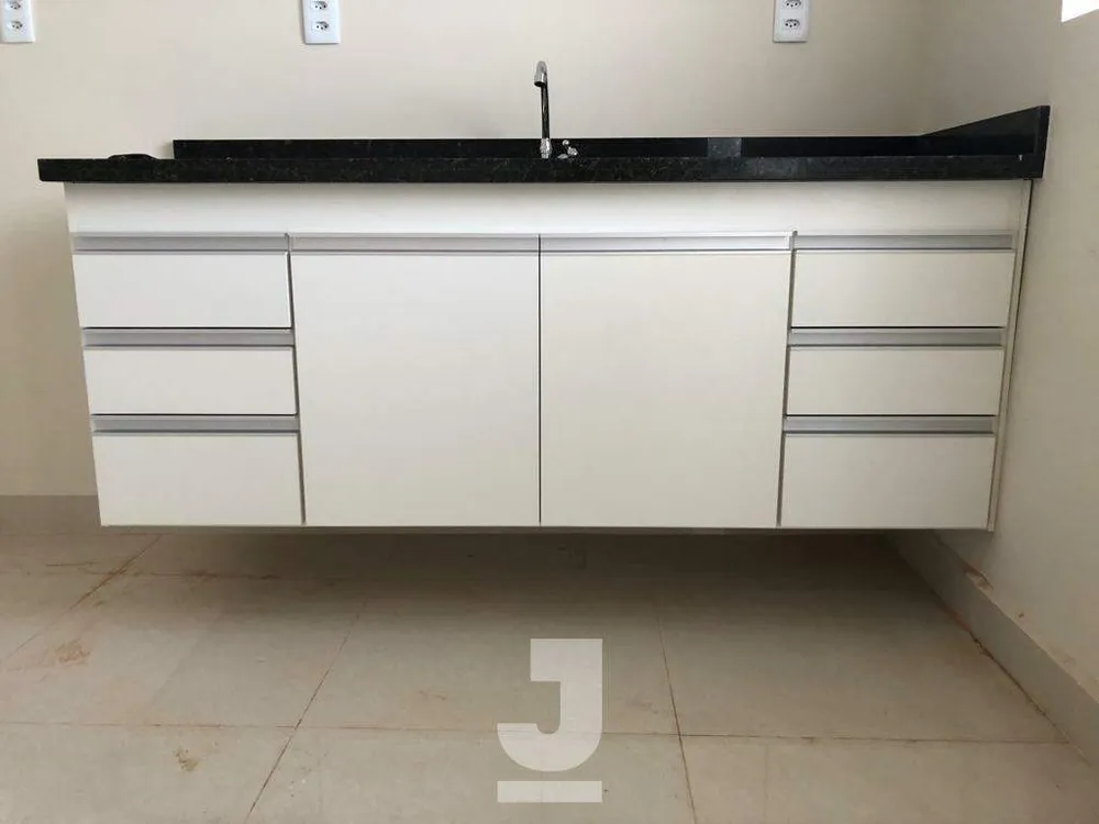 Casa, 3 quartos, 241 m² - Foto 2