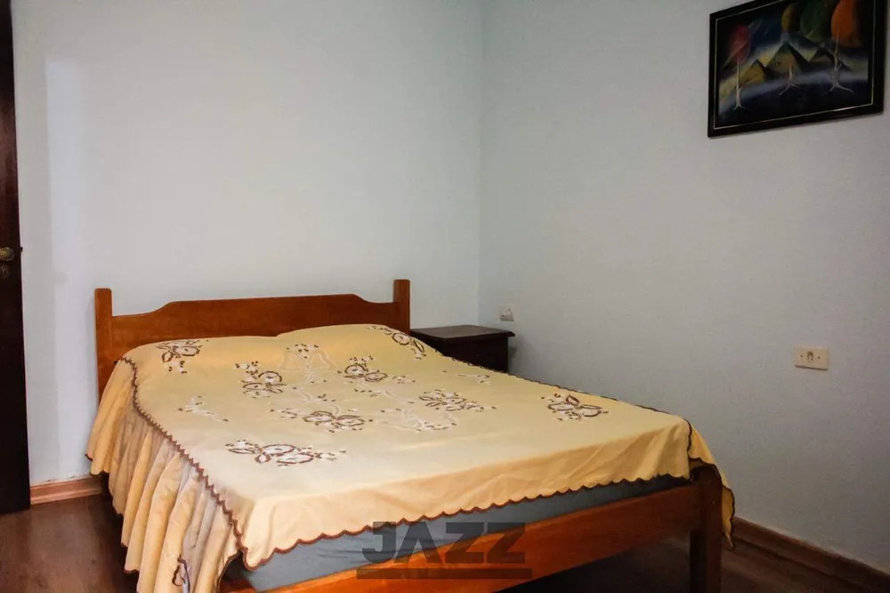 Casa, 4 quartos, 210 m² - Foto 1