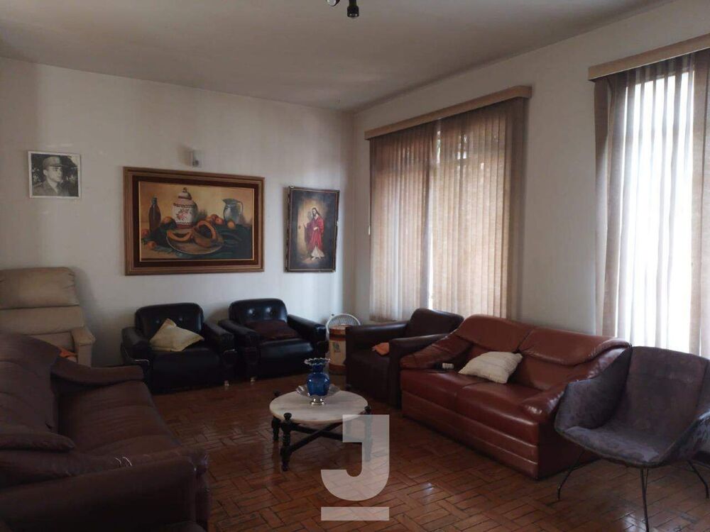 Casa à venda com 3 quartos, 203m² - Foto 2