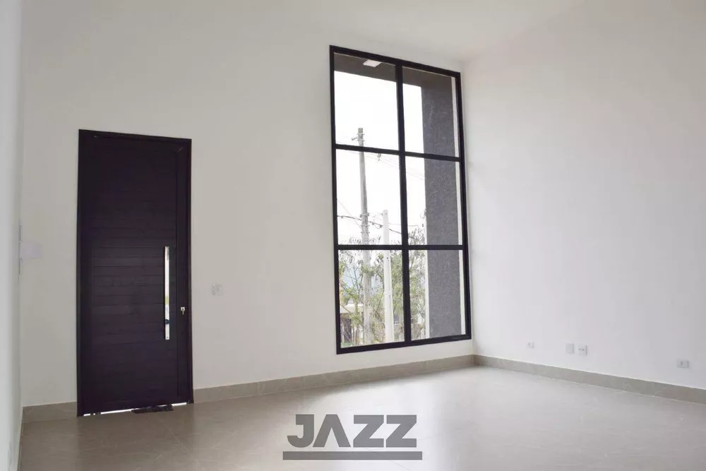 Casa de Condomínio à venda com 3 quartos, 240m² - Foto 1