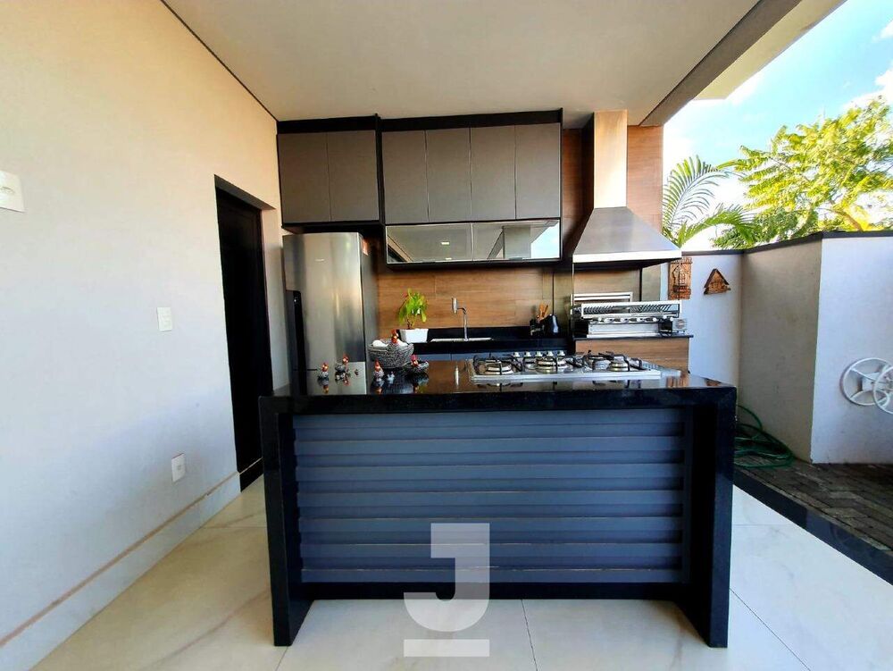 Casa de Condomínio à venda com 4 quartos, 268m² - Foto 2