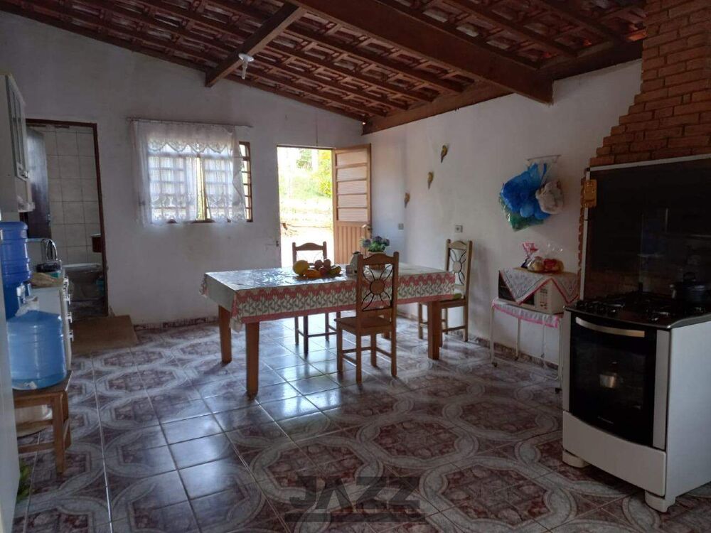 Chácara à venda com 5 quartos, 163m² - Foto 4