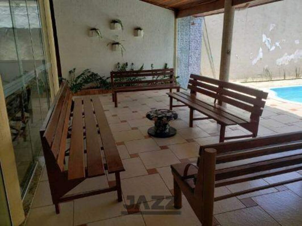 Casa, 3 quartos, 215 m² - Foto 1