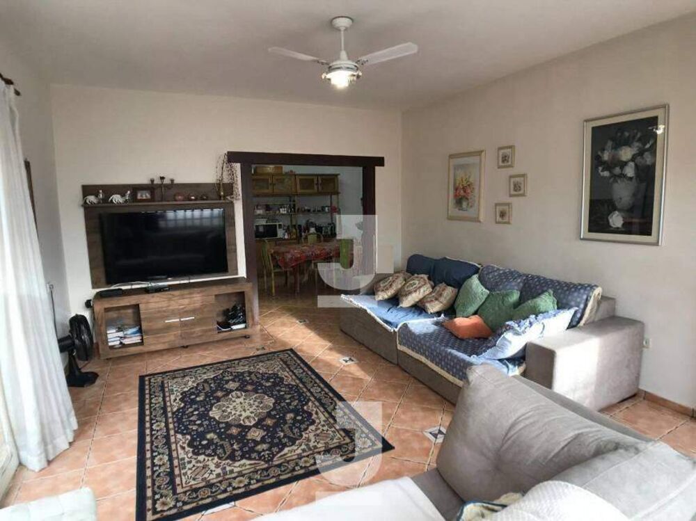 Casa, 3 quartos, 206 m² - Foto 2