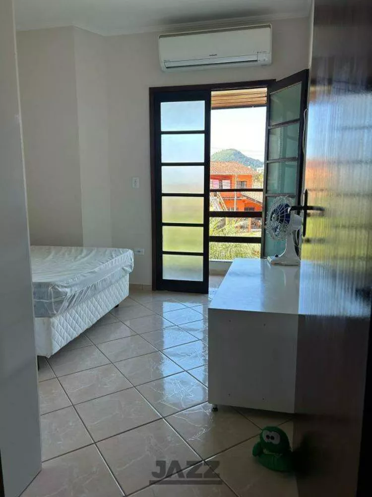 Casa de Condomínio à venda com 2 quartos, 100m² - Foto 17