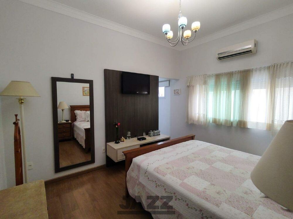 Casa de Condomínio à venda com 3 quartos, 280m² - Foto 2