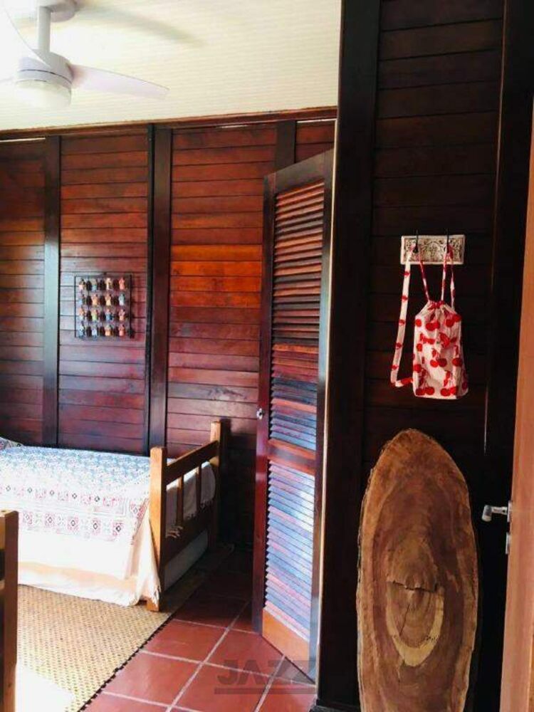Casa à venda com 4 quartos, 250m² - Foto 12