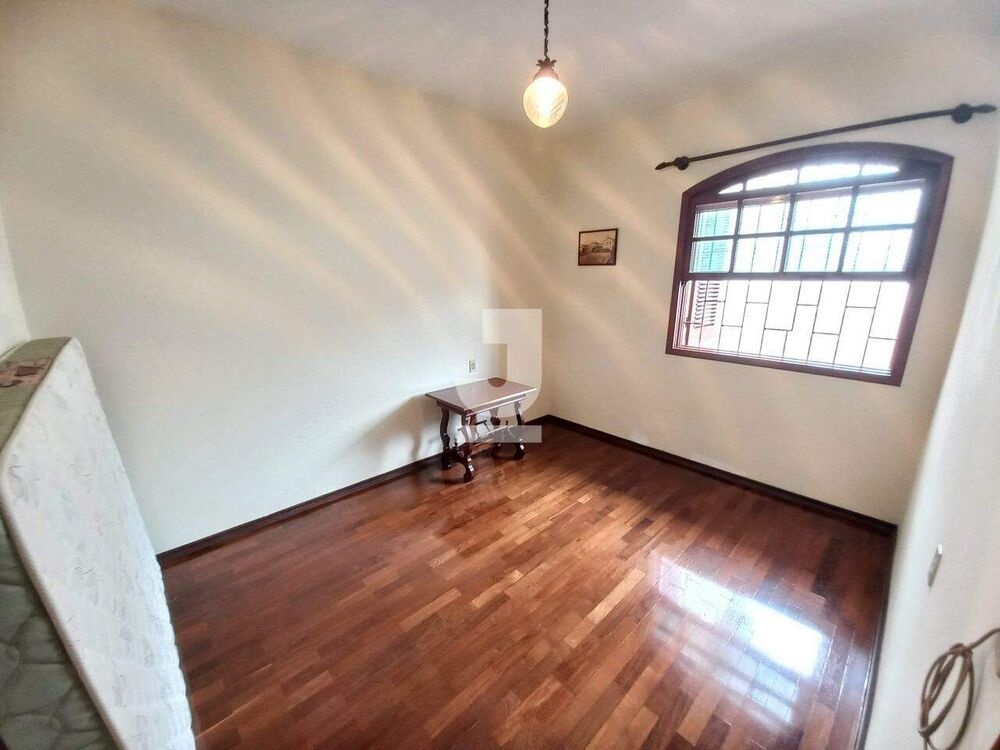 Casa, 3 quartos, 200 m² - Foto 4