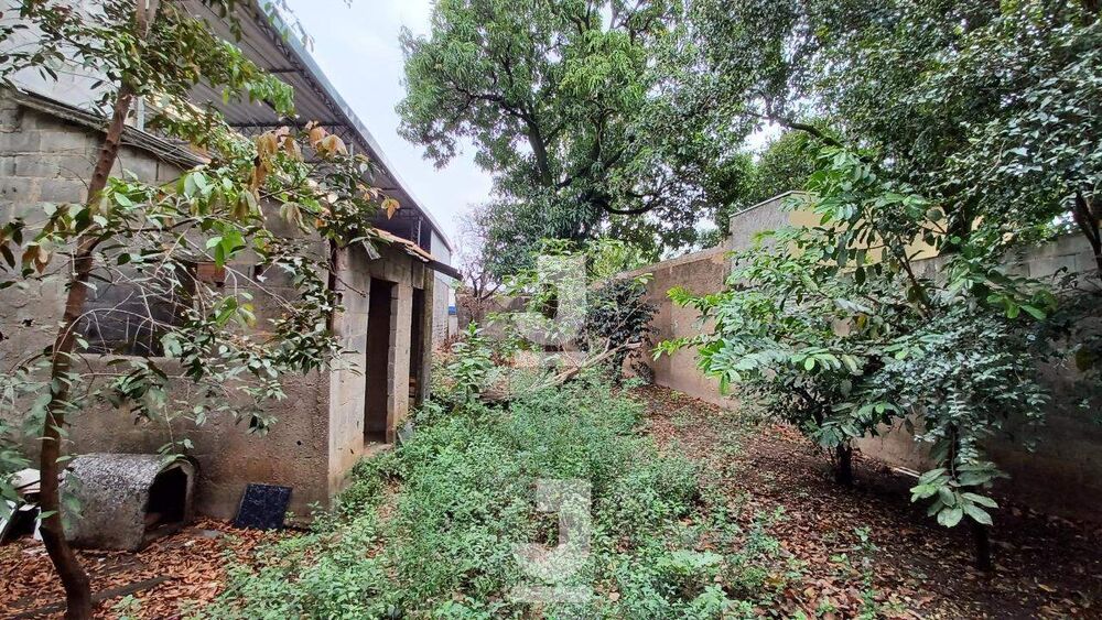 Casa à venda com 4 quartos, 400m² - Foto 5