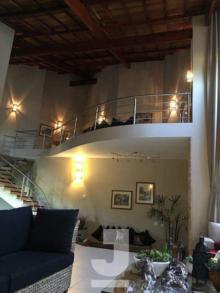 Chácara, 3 quartos, 2500 m² - Foto 1