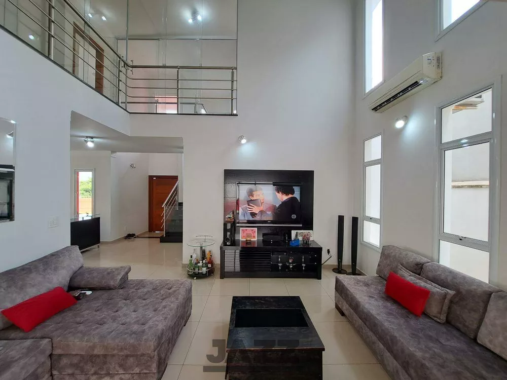 Casa de Condomínio à venda com 3 quartos, 226m² - Foto 4