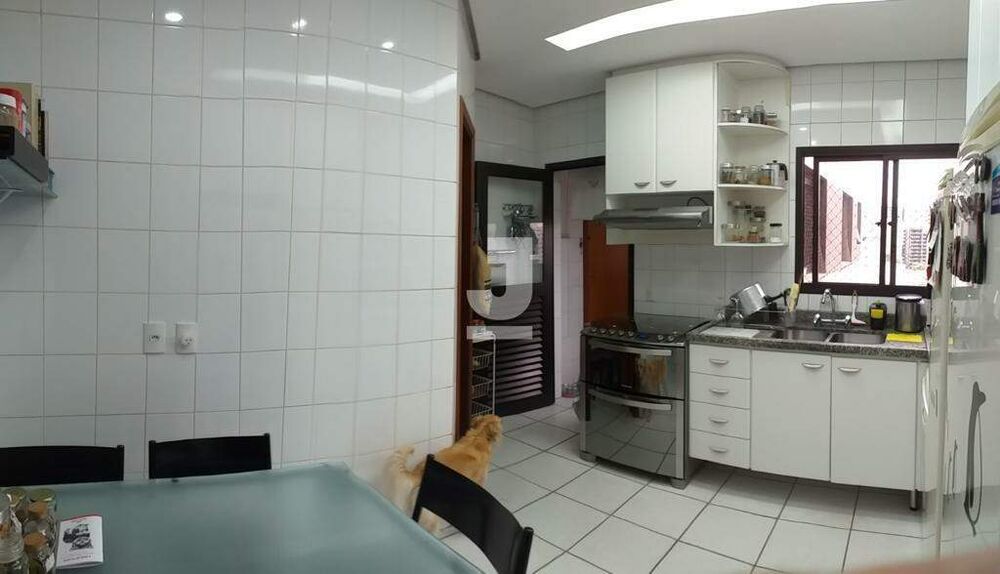 Apartamento à venda com 4 quartos, 330m² - Foto 3
