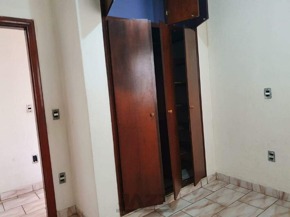Chácara à venda com 3 quartos, 400m² - Foto 2