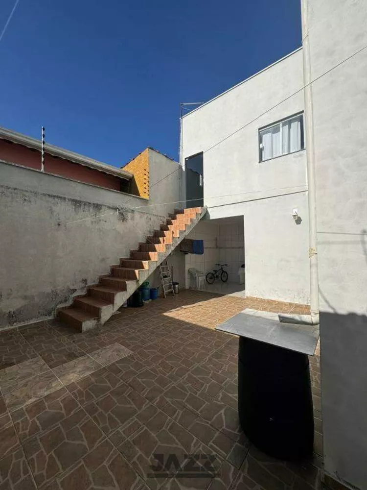 Casa à venda com 3 quartos, 147m² - Foto 6