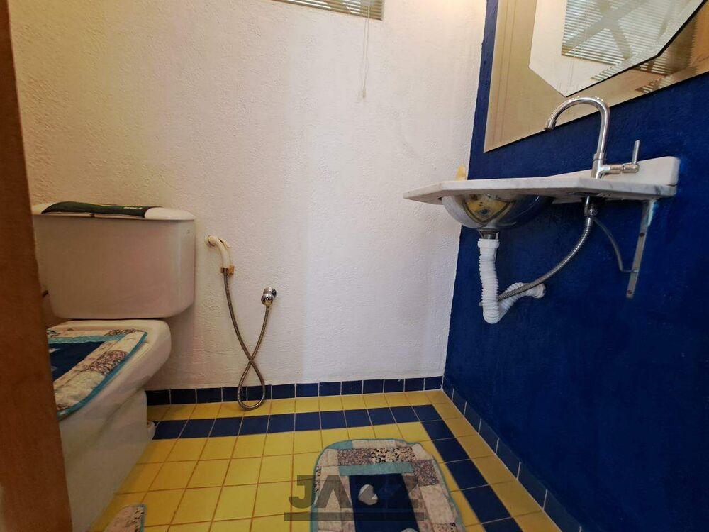 Chácara à venda com 5 quartos, 300m² - Foto 2