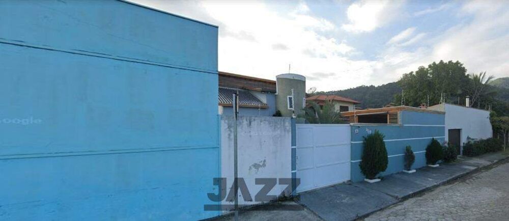 Casa, 6 quartos, 206 m² - Foto 1