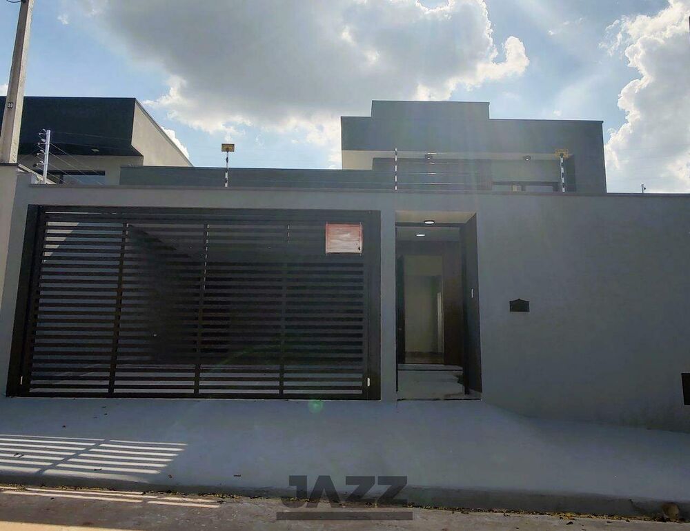 Casa à venda com 3 quartos, 149m² - Foto 2