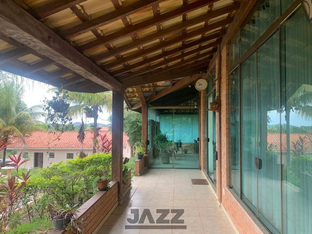 Chácara, 2 quartos, 1050 m² - Foto 9