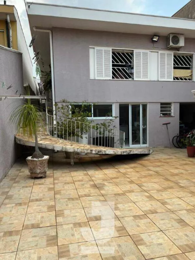 Casa à venda com 3 quartos, 410m² - Foto 1