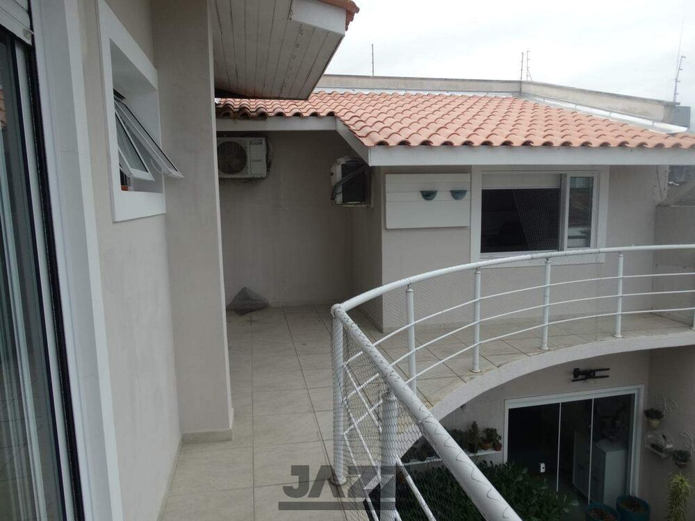 Casa, 5 quartos, 238 m² - Foto 4