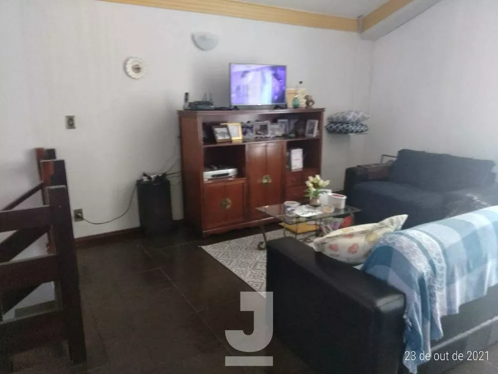 Casa à venda com 4 quartos, 358m² - Foto 3