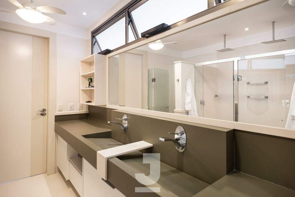 Casa de Condomínio à venda com 8 quartos, 600m² - Foto 3